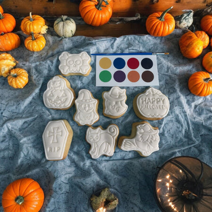 Halloween Cookies
Set of 8 Halloween Paint Your Own Cookies
Set of 8 Halloween biscuits
Paint your own Halloween Biscuits
Set of 8 Paint your own Halloween Biscuits
Comes with edible paint pallet and paintbrush

