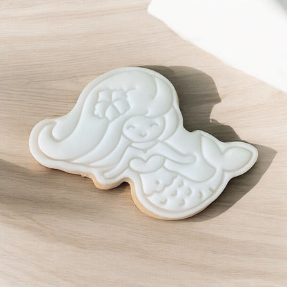 Mermaid Paint Your Own Cookie – mermaid-shaped iced biscuit with edible paint palette and brush, fun and creative kids’ baking activity or mermaid-themed party treat.