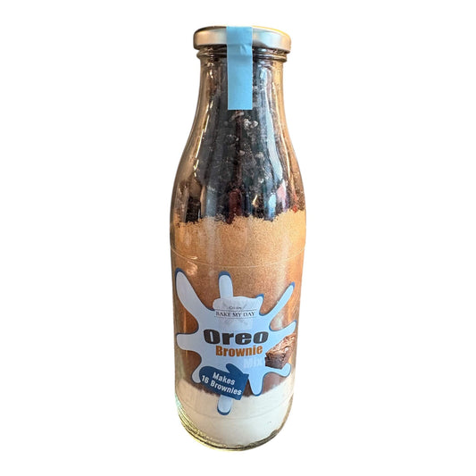Oreo Brownie Baking Mix Bottle – bake-at-home jar kit UK with pre-measured ingredients to make 16 fudgy homemade Oreo brownies in a 9” x 9” tray