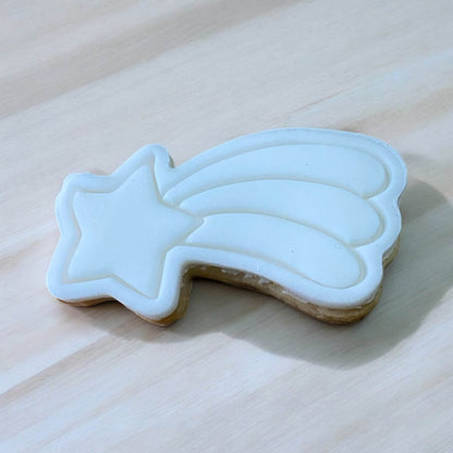 Shooting Star Paint Your Own Cookie – star-shaped iced biscuit with edible paint palette and brush, fun and creative kids’ baking activity or space-themed party treat.