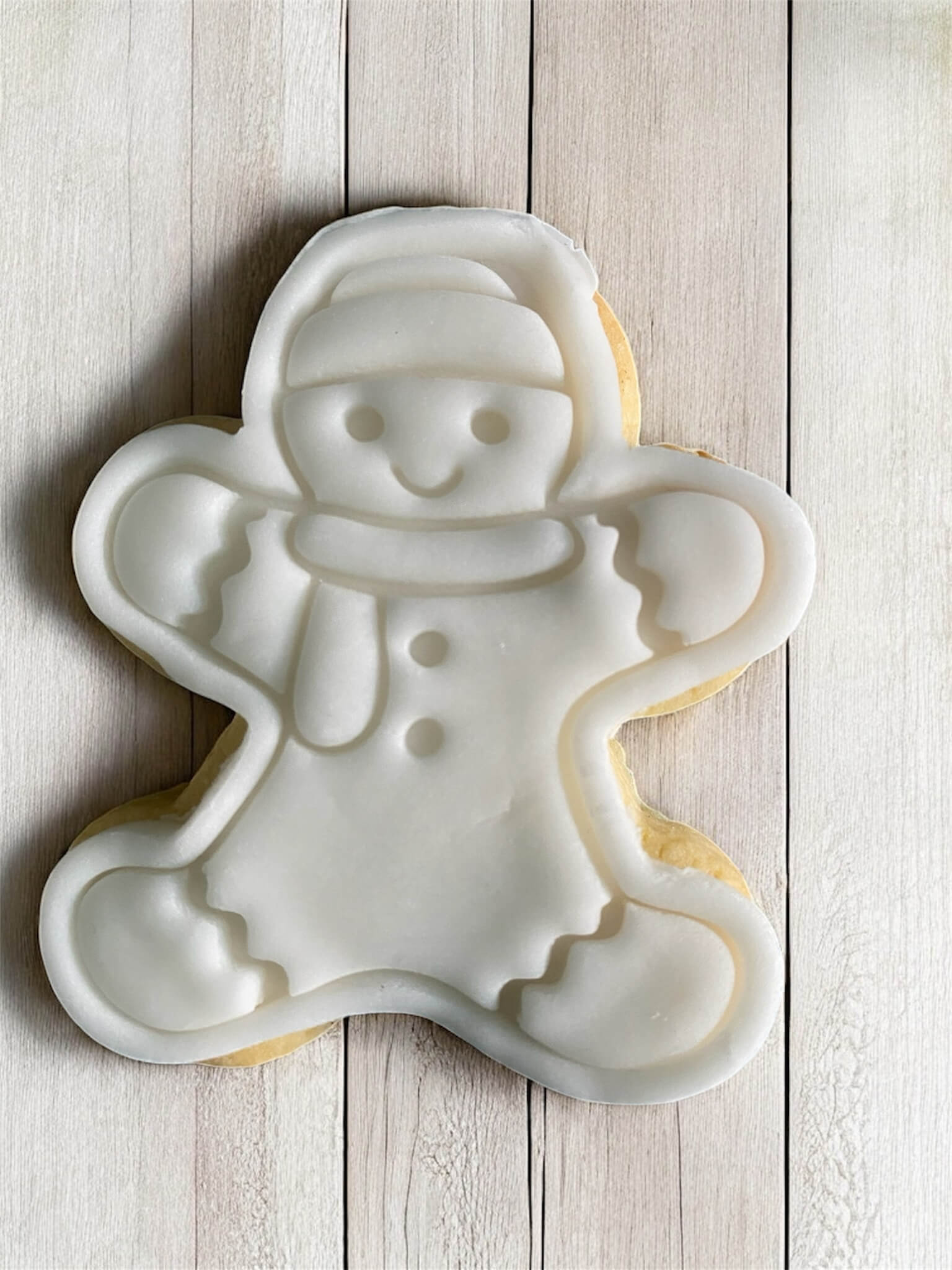 Man in Winter Outfit Paint Your Own Cookie – gingerbread man-shaped iced biscuit in winter clothing with edible paint palette and brush, fun and creative kids’ baking activity or holiday party treat.